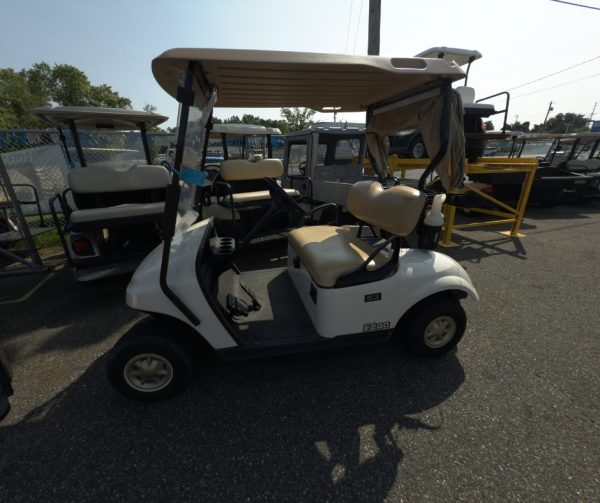 2017 EZGO TXT White Electric Golf Cart